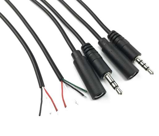 Cable Extension 3.5 - 3,5 мм удлинитель Aux c двумя